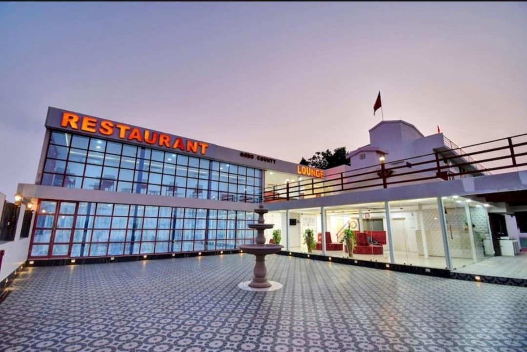 Gods County. Resort & Banquets Tarapith Esterno foto