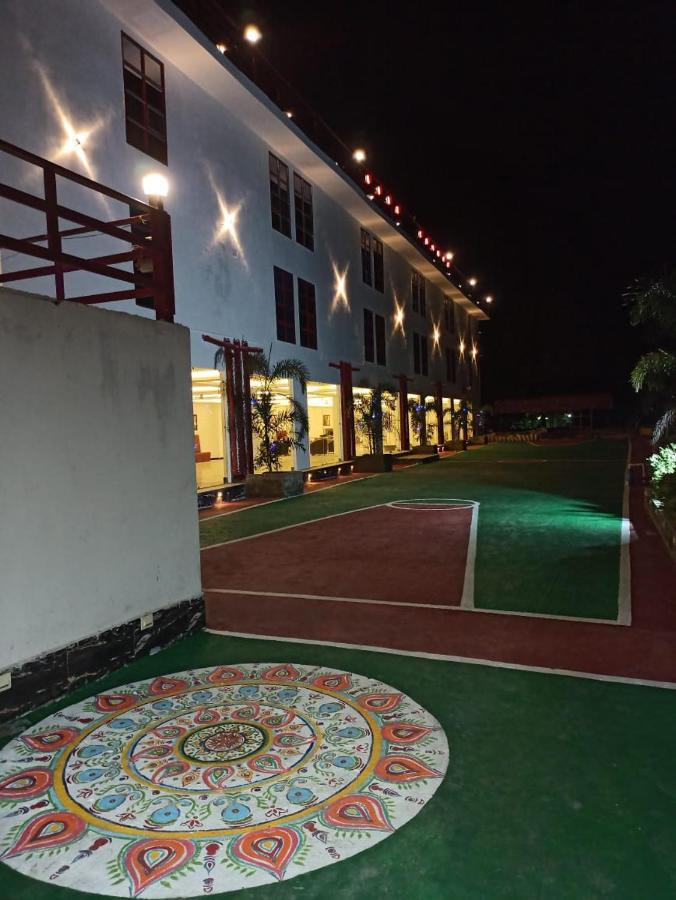 Gods County. Resort & Banquets Tarapith Esterno foto